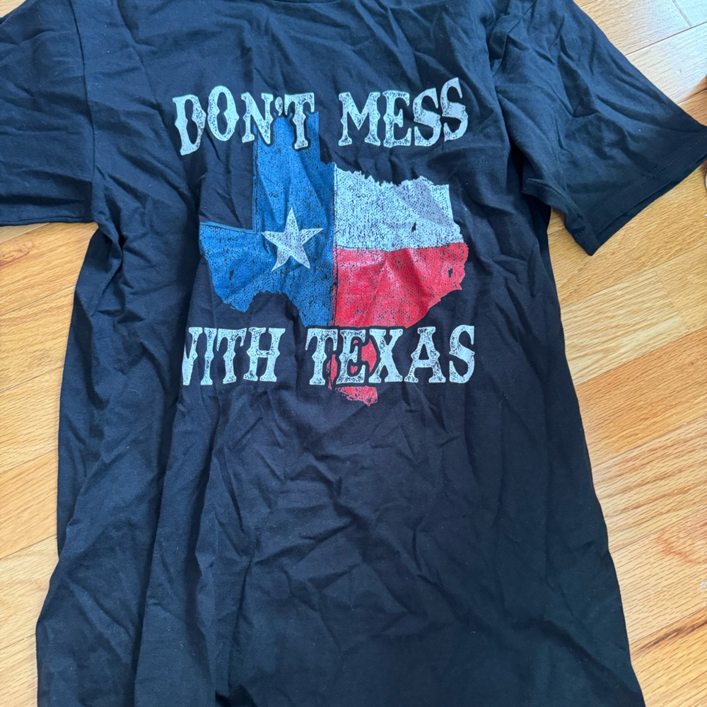 shirt size s